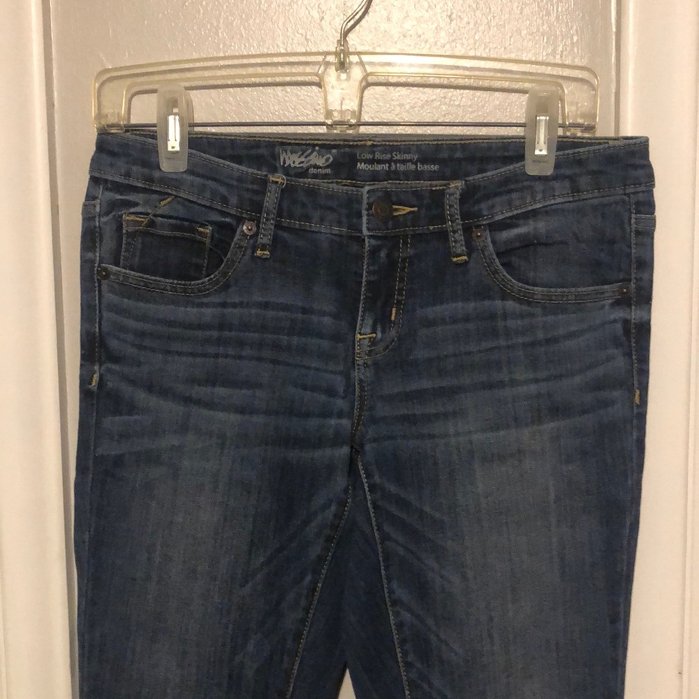 Massimo low rise skinny jeans, size 6 regular